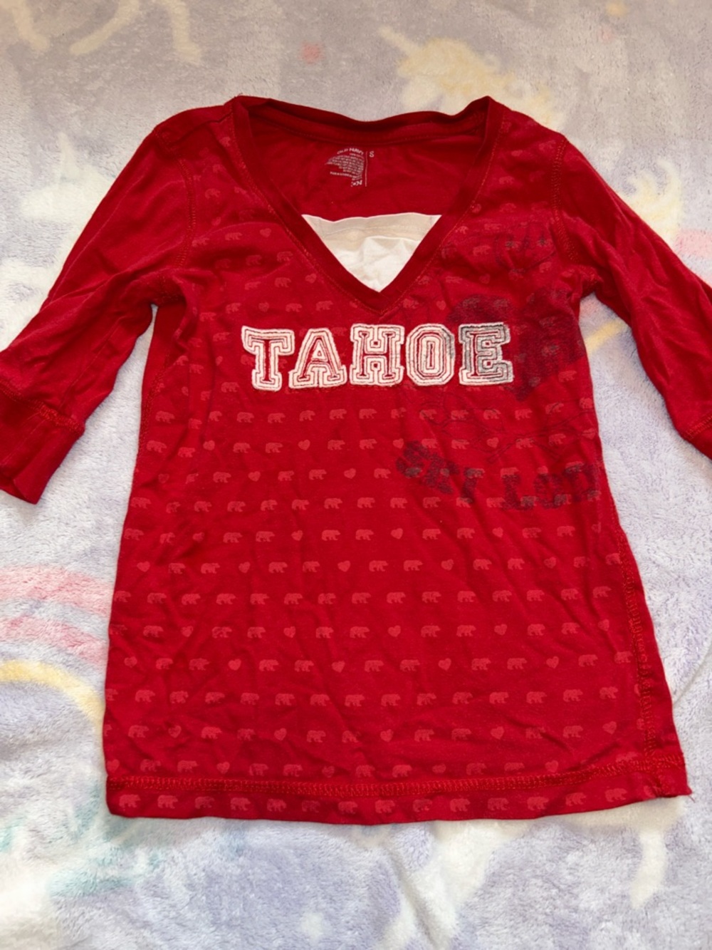Old Navy Red Tahoe Long Sleeve V-Neck Tee